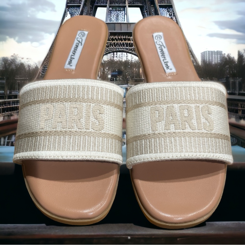 FOREVERLINK PARIS EMBROIDERED SANDAL BEIGE COLOR. NWOT  SHOE BOX INCLUDED.
